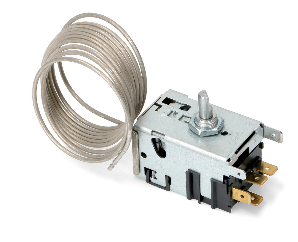 077B6970 Danfoss Fridge Freezer Thermostat C00259135, 482000030533 Fast Spares